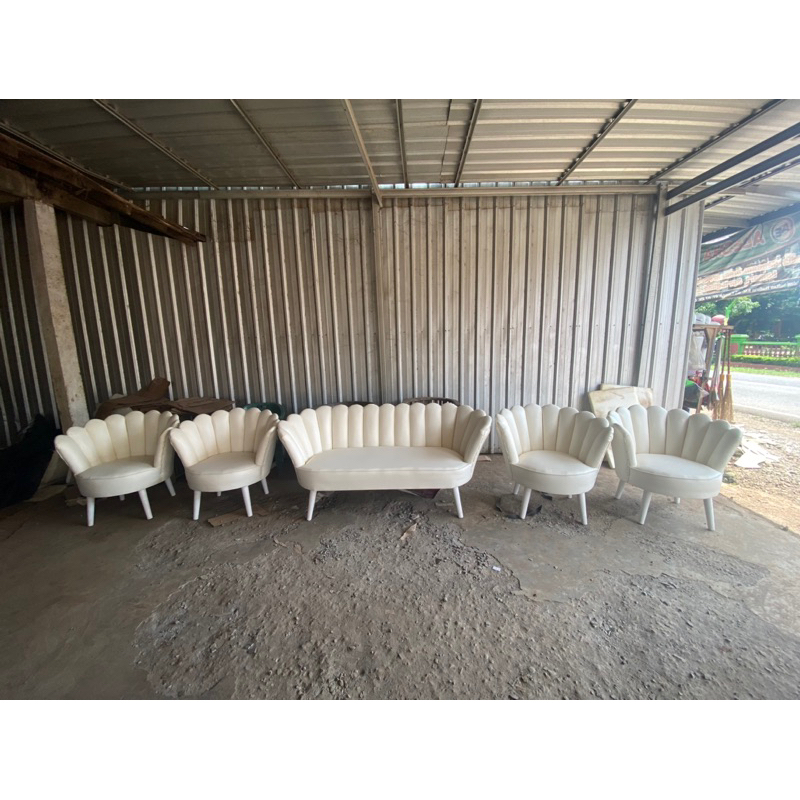 kursi pengantin kerang pelaminan dekorasi wedding