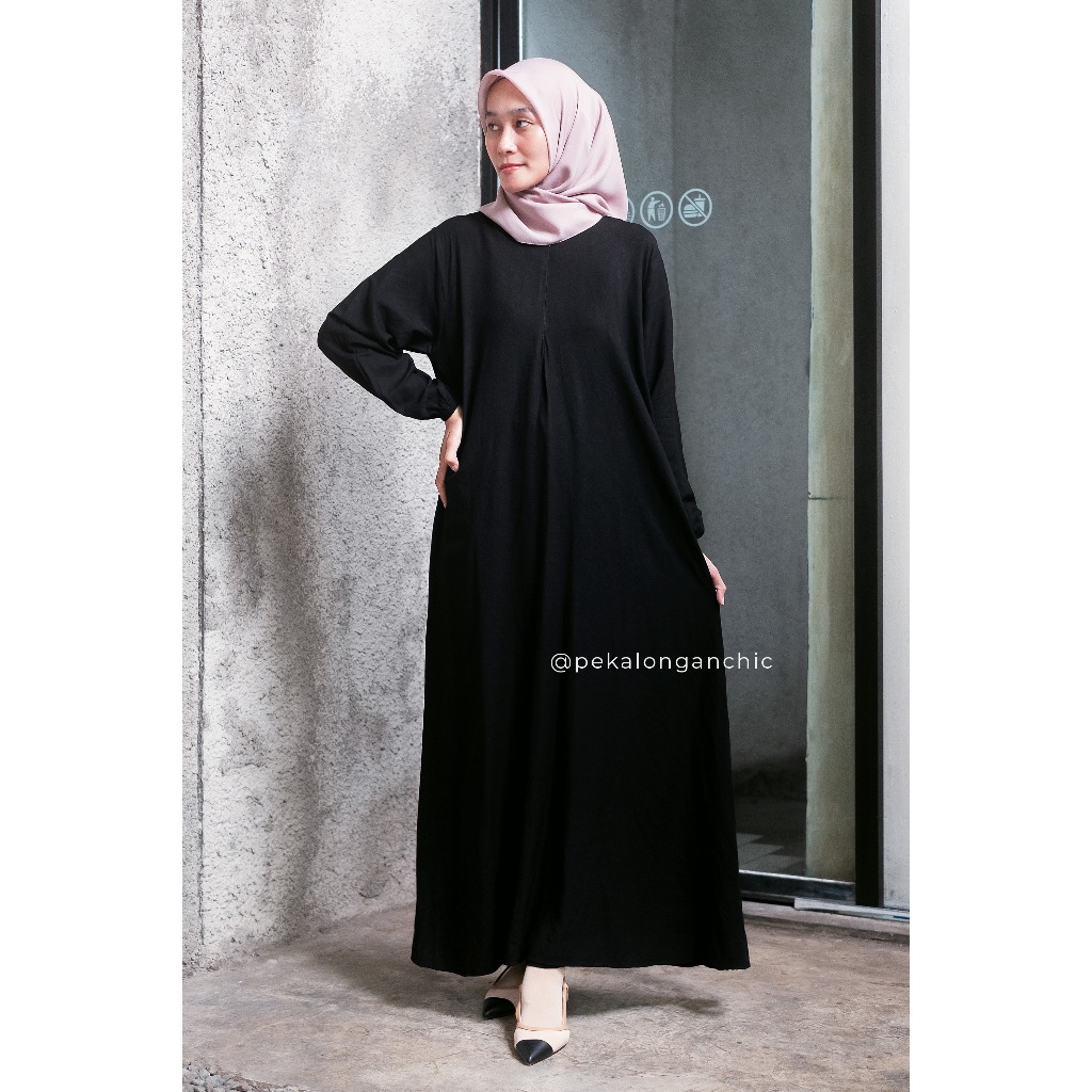 GAMIS BASIC POLOS HITAM BAHAN RAYON PREMIUM MODEL KLOK A SIZE M LD 100 PB 135 MURAH / GAMIS POLOS PR