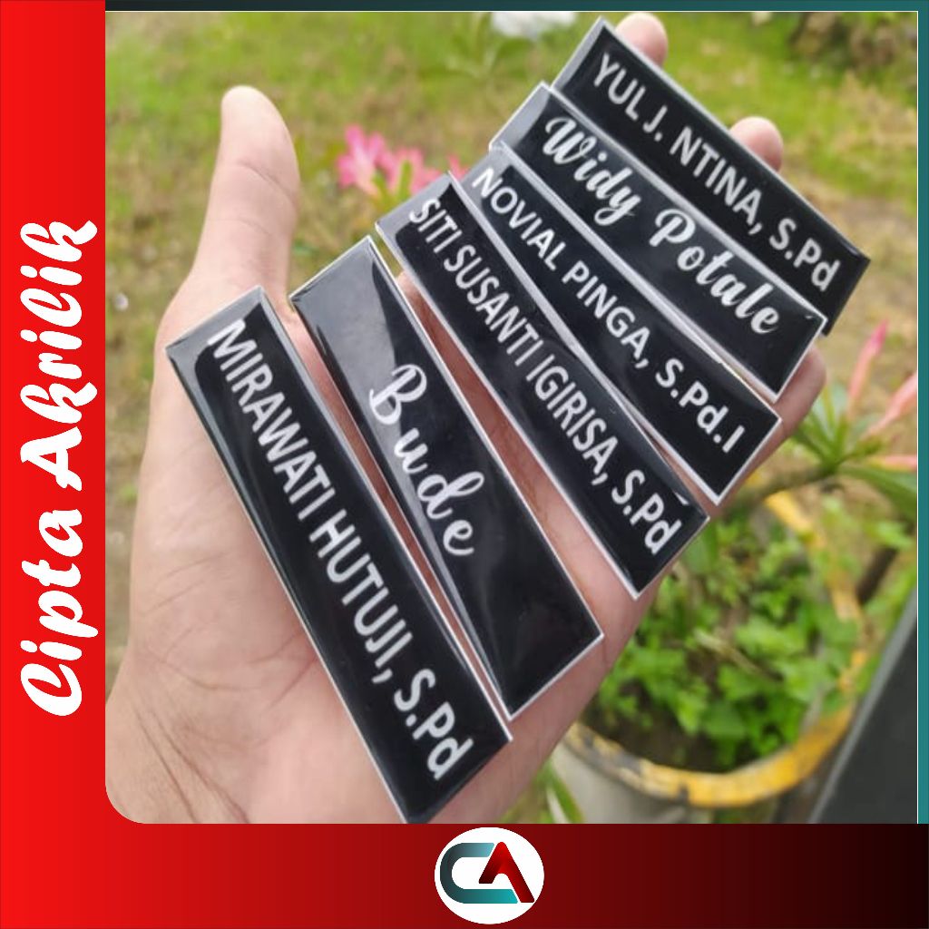 

NAMETAG AKRLIK/PENITI/MAGNET