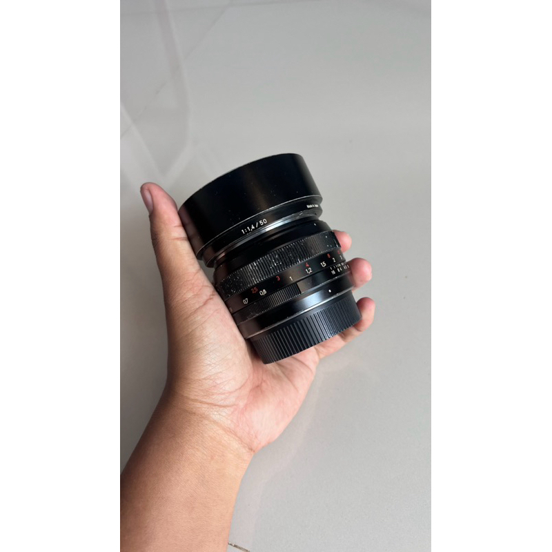 Lensa carl zeiss planar 50mm f1.4 ZE for canon