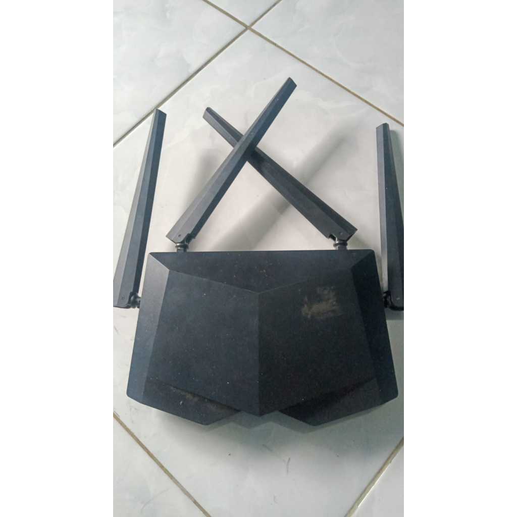 Tenda AC6 - AC1200 Dual-Band (BEKAS)