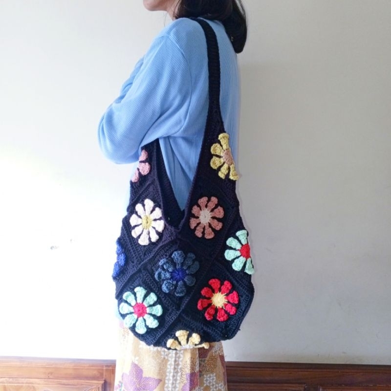 Tas Rajut // Large Daisy Bag