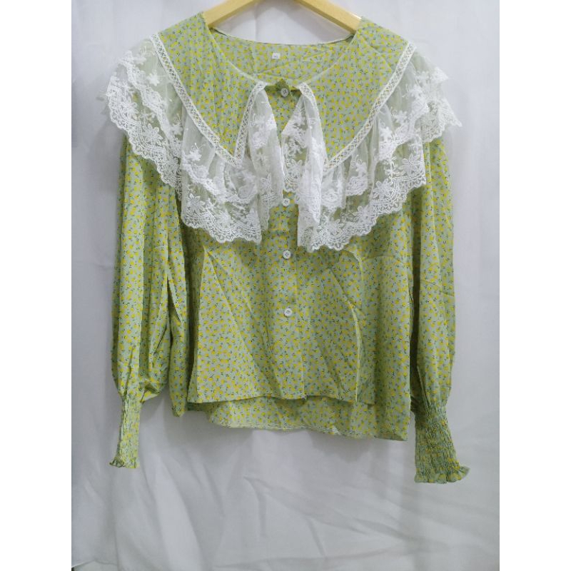 Korean Vintage Floral Blouse