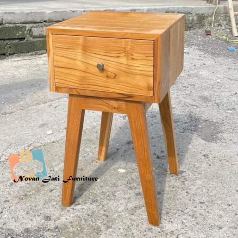 meja nakas kayu jati, meja sudut jati