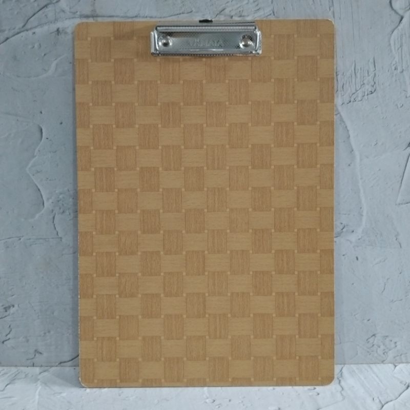 

(24 Pcs) Clipboard Motif Kayu