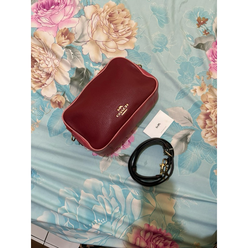 PRELOVED COACH JESS