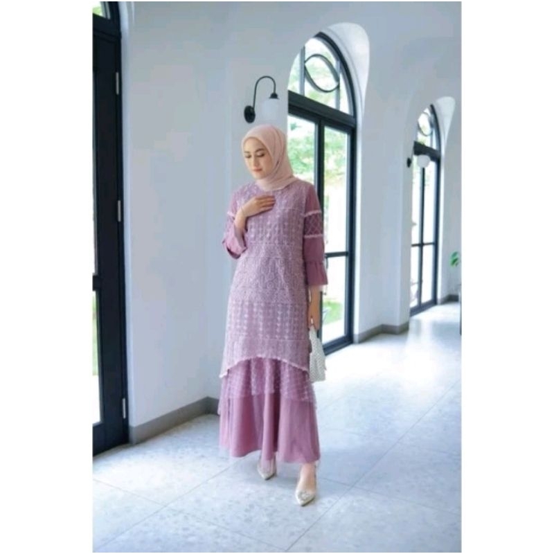 Cut madyna Naura dress