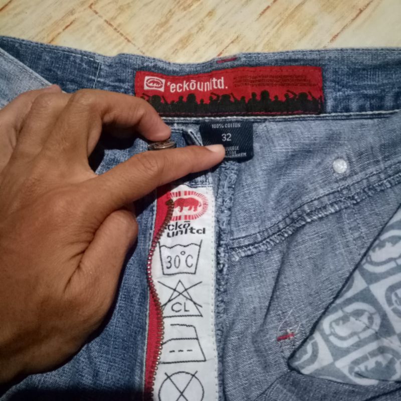 celpen denim y2k bran Ecko unltd