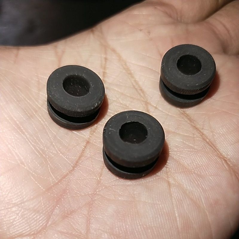 KARET PENAHAN DINAMO BLENDER PANASONIC/NATIONAL ORI ( DAPAT 3 BIJI )