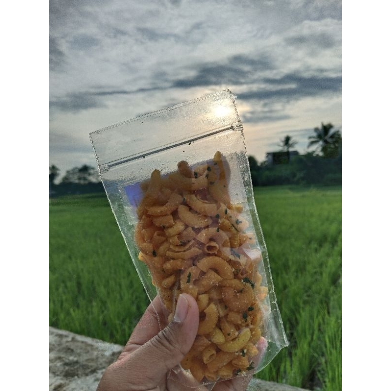 

MAKRONI KRIUK KHAS TASIKMALAYA