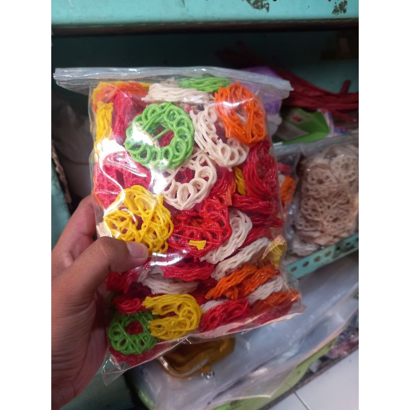

Kerupuk Bawang Pelangi 500 gr Khas Kenjeran Surabaya