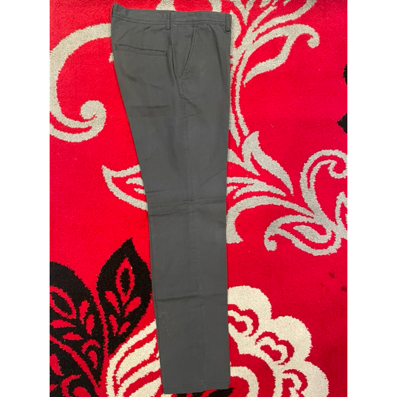 The Executive Slim Fit Pants (Grey atau Abu Abu)