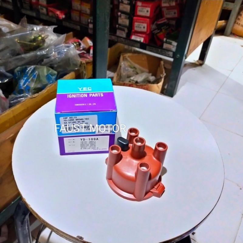 DISTRIBUTOR CAP/ TUTUP KOP DELCO CARRY ST100/ KATANA/ KIJANG SUPER KF40/50 (4K/5K) YEC JAPAN