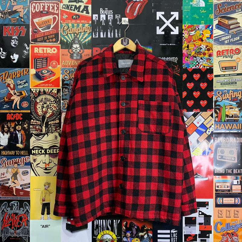 Jaket Outer Flanel Single Pocket Pria / Wanita Cracker Merah Hitam