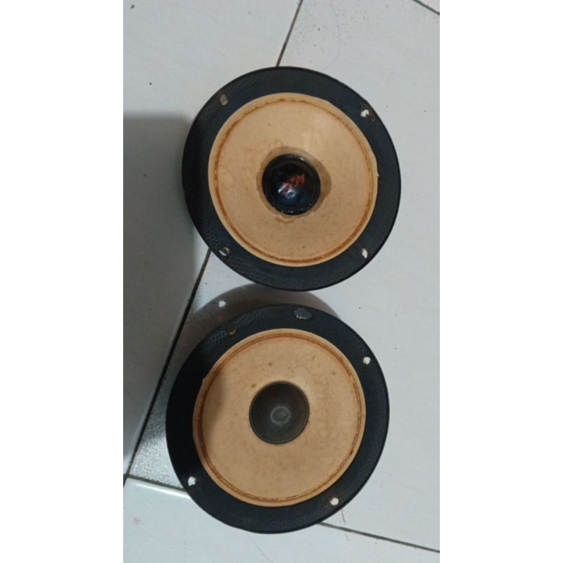 speaker midel 5 inch copotan Polytron.