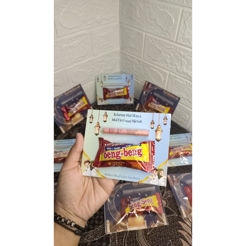 

Amplop Lebaran Uang Gulung + Snack