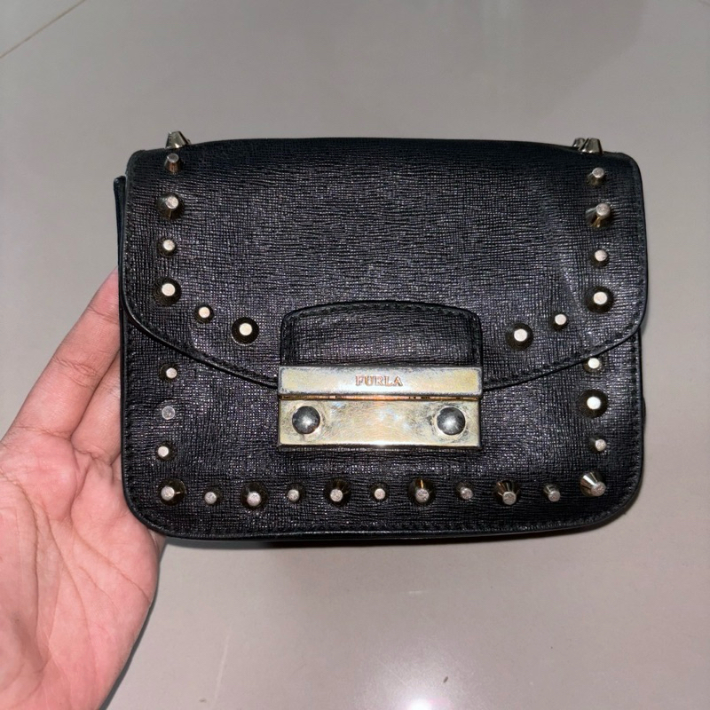 Preloved Furla Julia