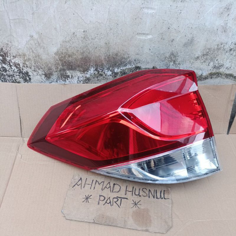 lampu belakang stoplamp honda mobilio original