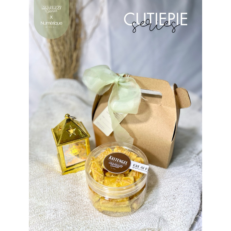 

READY STOCK | CUTIEPIE SERIES HAMPERS BY MAJINKI SERIES | HAMPERS LEBARAN