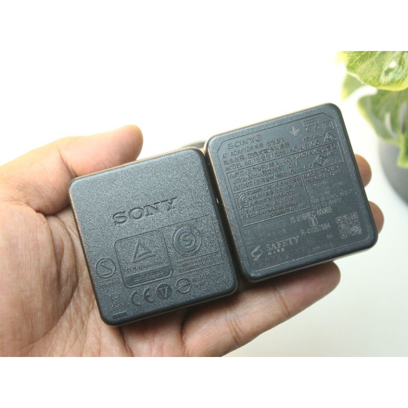 charger original kamera sony - cas ori adapter sony A6000 A5000 A6400 A6300 A5100 - kabel usb