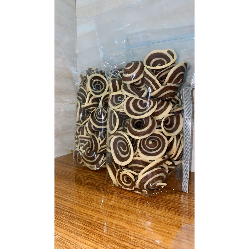 

KUPING GAJAH 500 gram / SNACK LEBARAN / KUPING GAJAH ORIGINAL / KUE KEBARAN