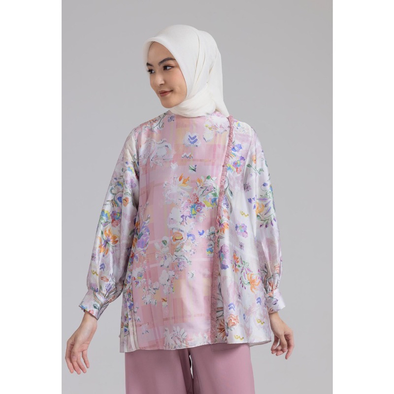 Kolara Top Riamiranda Preloved