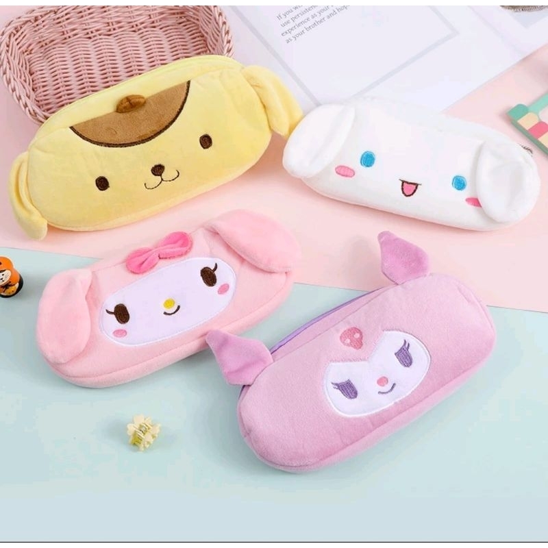 

Tempat Pensil Bulu Karakter Sanrio✨