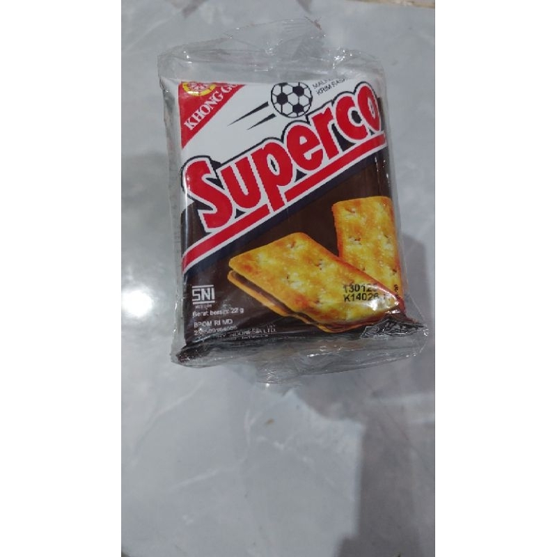 

khong guan superco 22 gram..malkist dengan krim coklat 1pak isi 10pc...