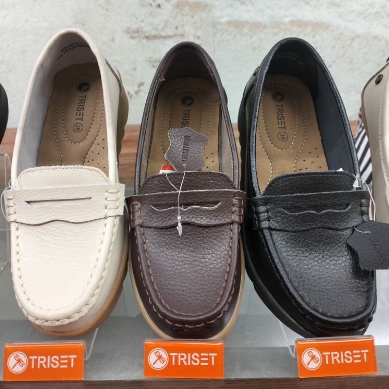 triset sepatu wanita bahan kulit