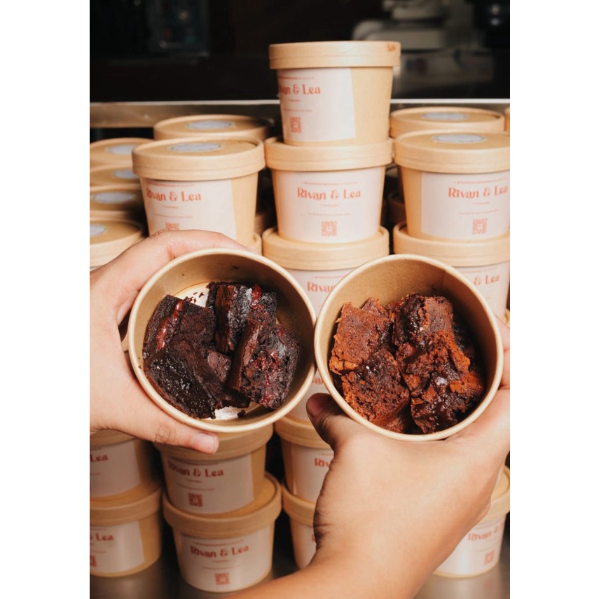 

KSW587 HOT Fudgybro Cup Size Bronie