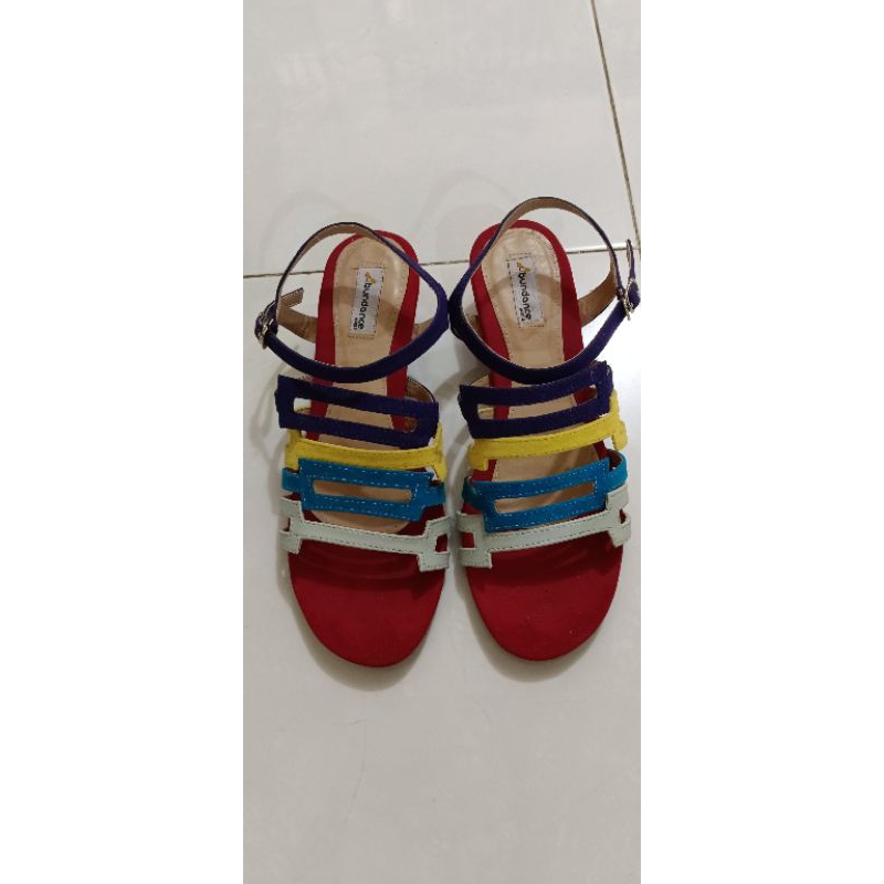 abundance Shoes tapak tahu