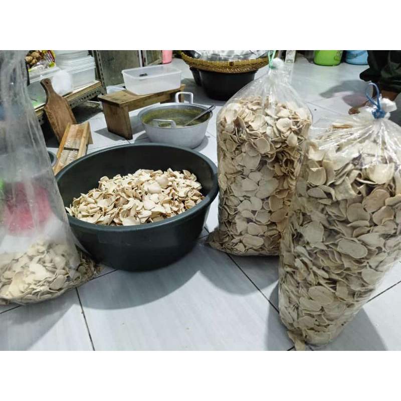 

Keripik Basreng Gurih Daun Jeruk