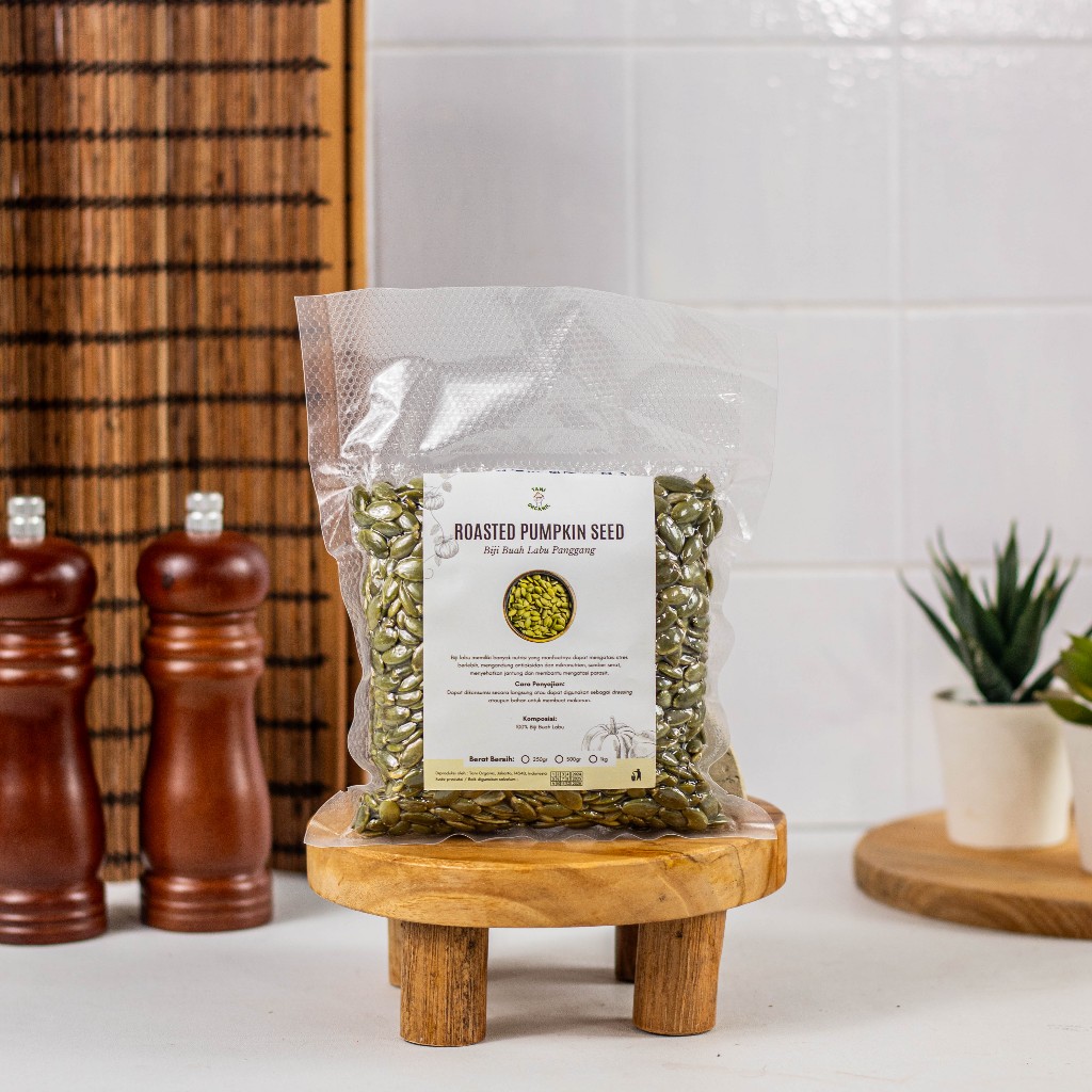 

RB Tani Organic Roasted Pumpkin Seeds - Biji Labu Organik Panggang