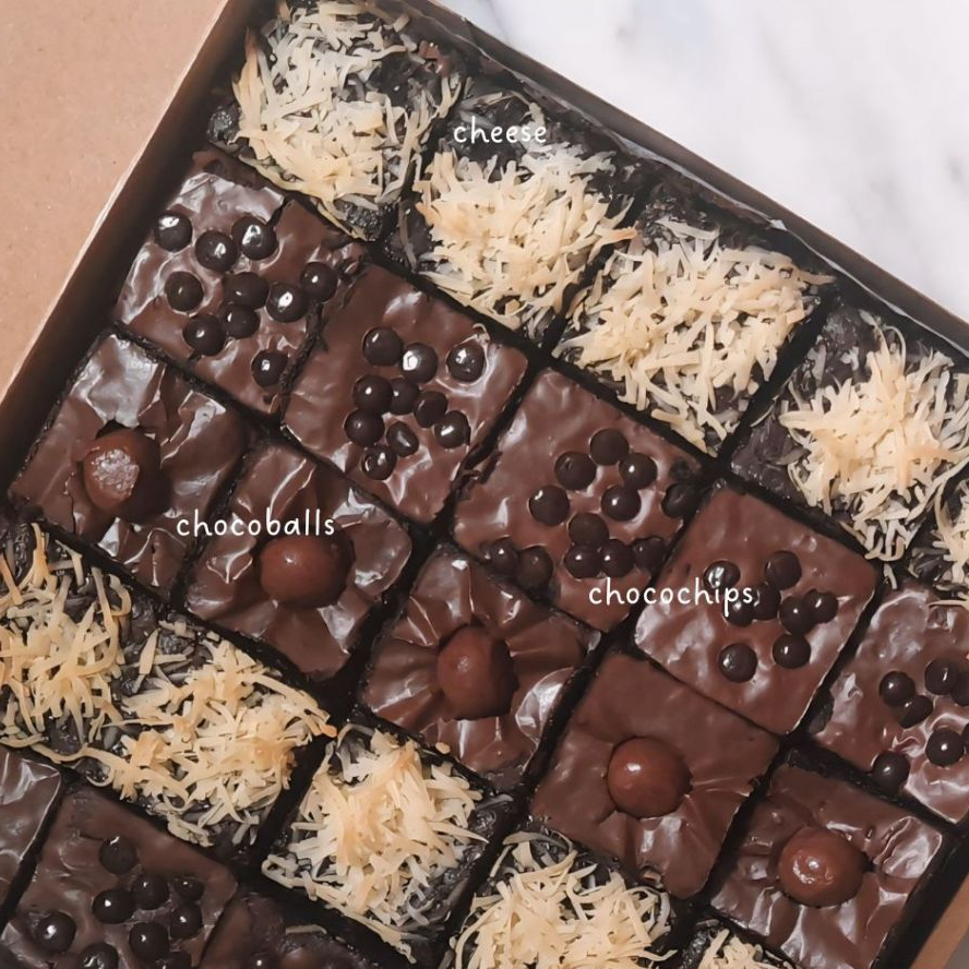 

Fudgy Brownies Large
