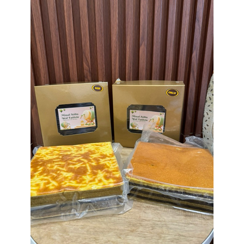 

RB Lapis legit keju / coklat ukuran 17 x 17 cm