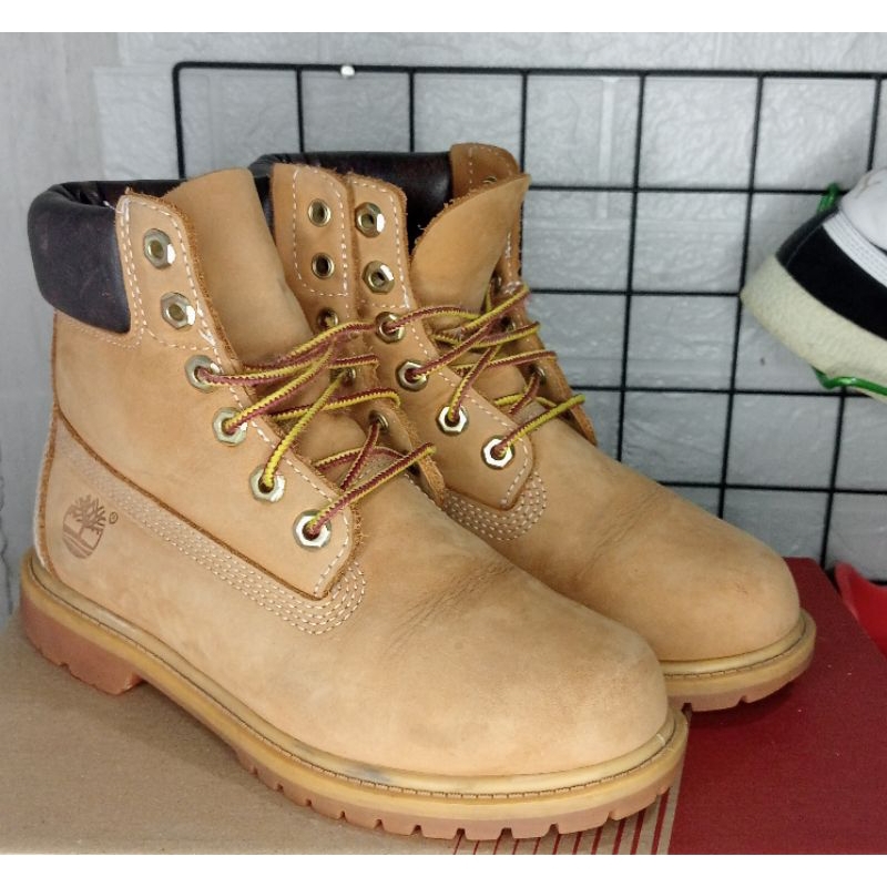 sepatu boots Timberland wanita