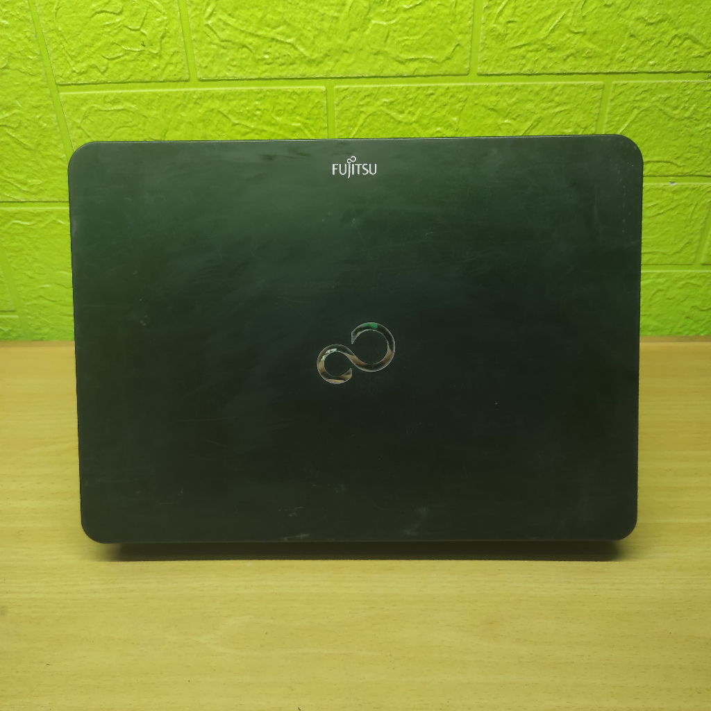 Kesing Casing Case Laptop Fujitsu Lifebook LH522
