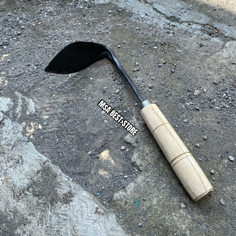 Alat Cangkul Kored Rumput Bahan Baja - KORED Mireng Pembersih selokan Dan Rumput Liar