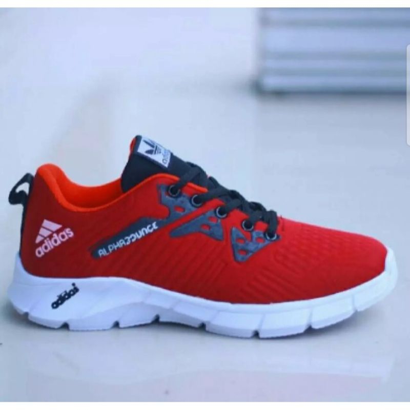 Sepatu Sneakers Adidas Alphabounce Sepatu Terbaru 2021 / Sepatu Pria Kekinian - Merah Marun,39