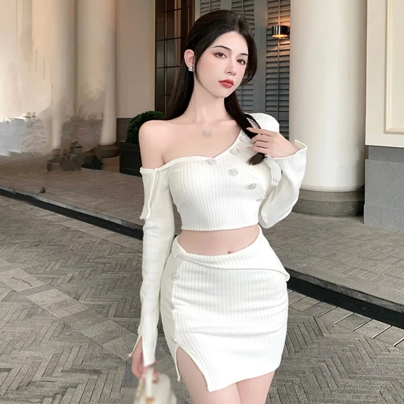 Twinset Wanita Gaya Kasual Atasan Crop Lengan Panjang  Rok Pendek Lilit Mutiara W1079