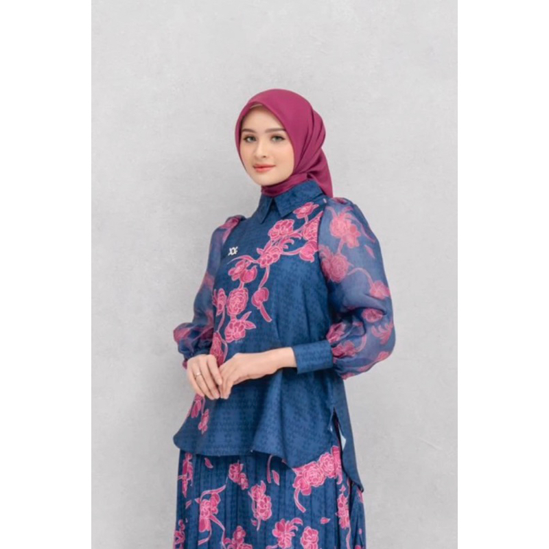 wearing klamby lagosi preloved