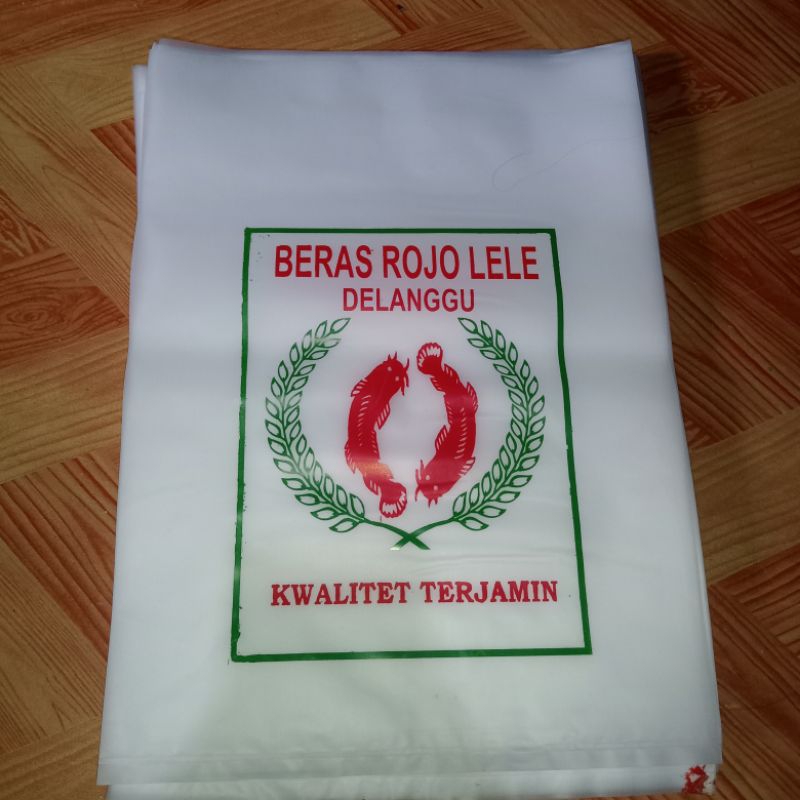 

Kemasan plastik beras rojoLele 3kg 100