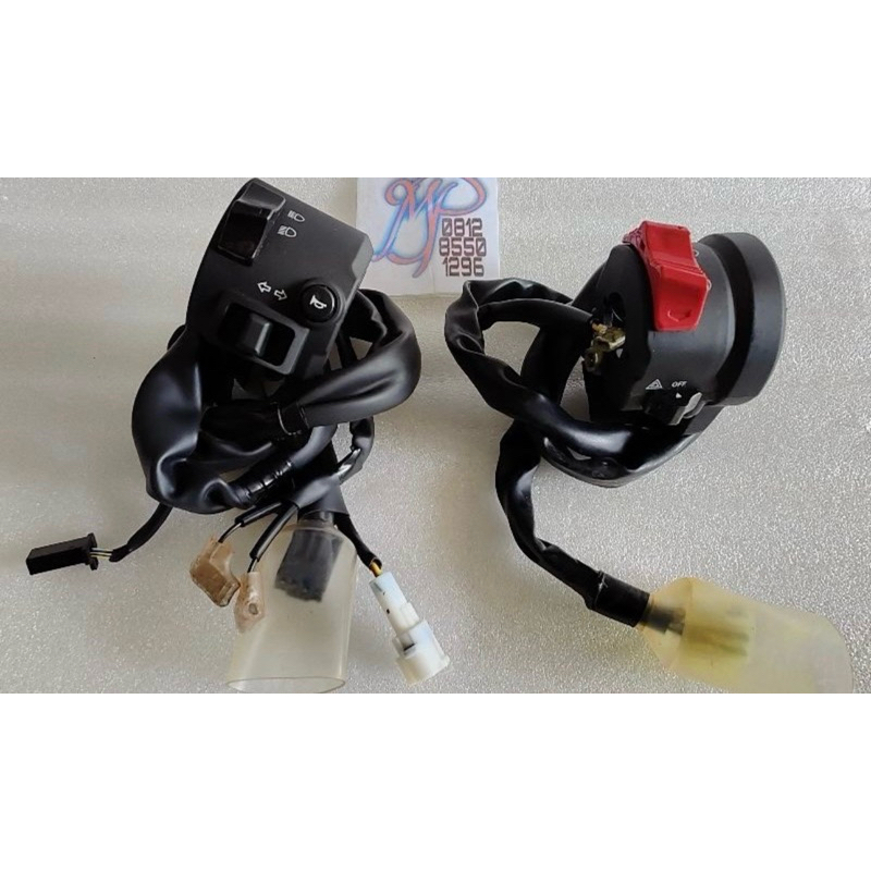 Holder saklar samping kanan atau kiri yamaha R25 MT25 Original yamaha