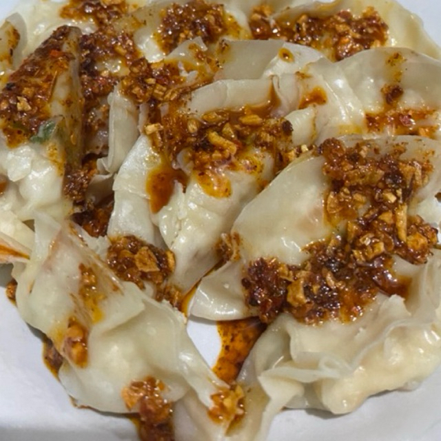 

pangshit chilli oil isi 10pcs