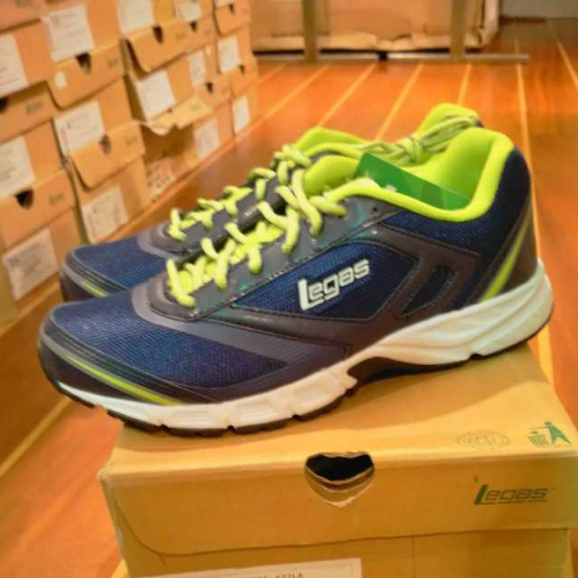 Sepatu Pria / Wanita League