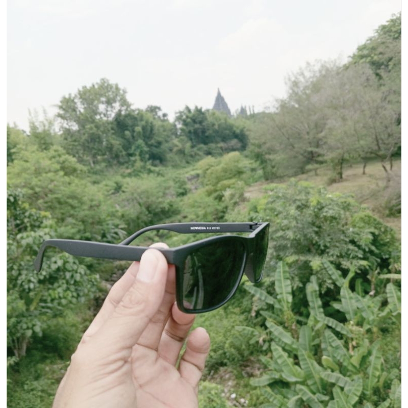 KACAMATA HITAM KOTAK PRIA