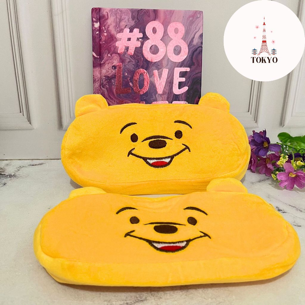 

Kotak Pensil Kain Pooh Stationary