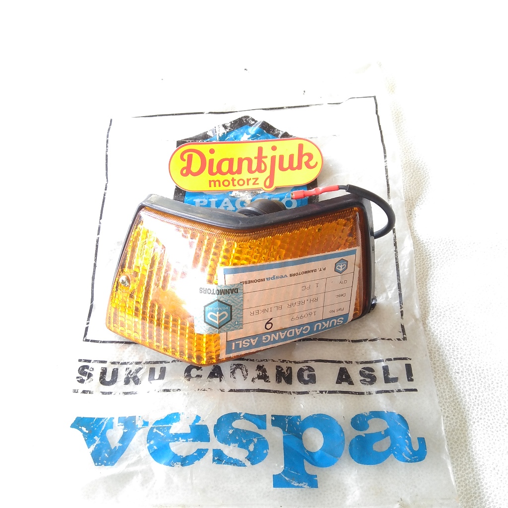 Lampu Reting Reteng Riting Sein Sen Belakang Kanan Vespa PX150 P150X PX 150 Original NOS