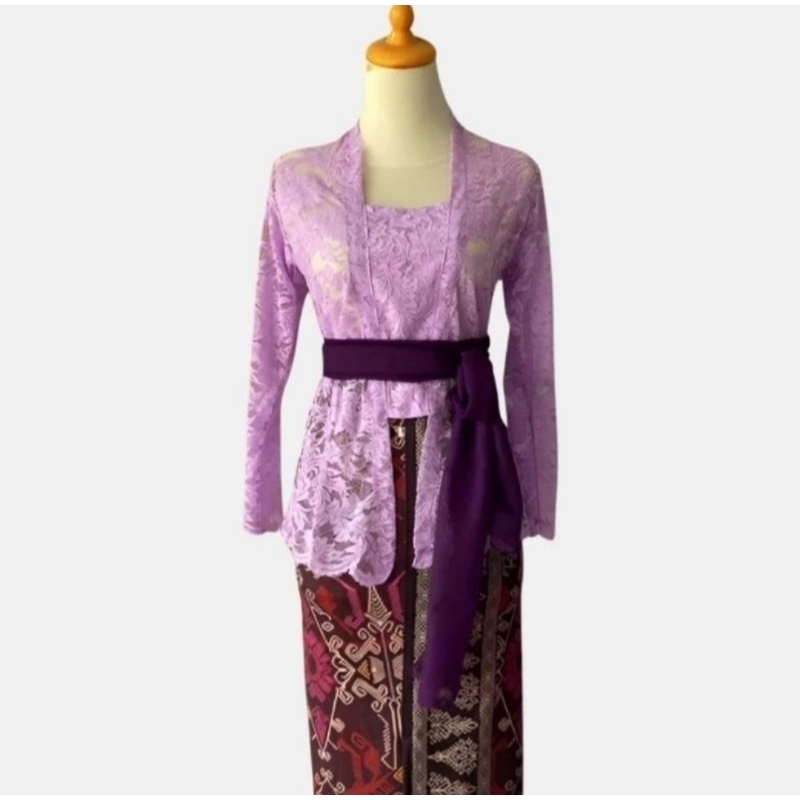 One Set Kebaya Bali Brokat Sofia Lengan Panjang ( Kebaya , Selendang , Rok Plisket )