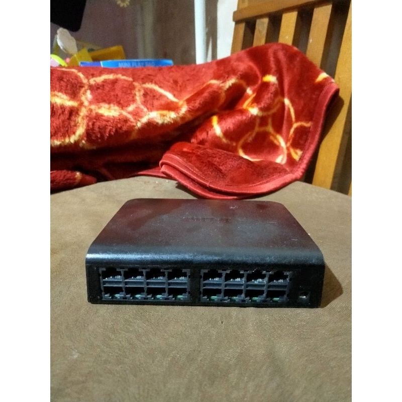 Switch hub dLink 16Port